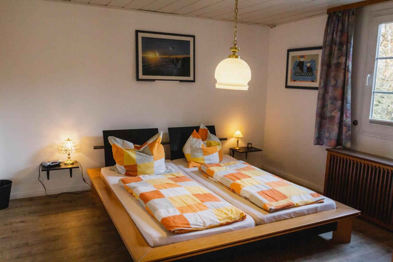 Hexenhaus Villa นีไฮม์-ฮึสเทน ภายนอก รูปภาพ