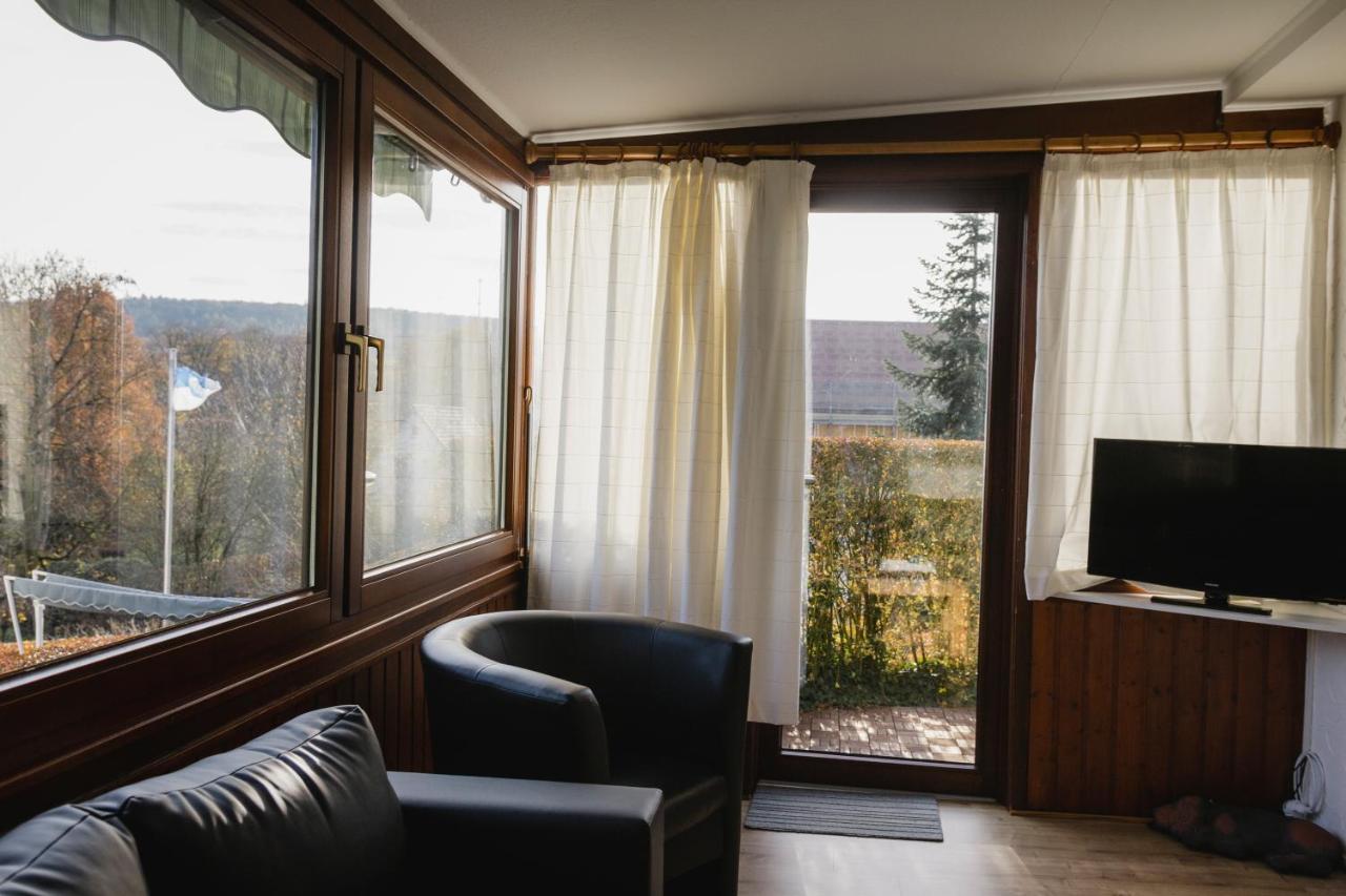 Hexenhaus Villa นีไฮม์-ฮึสเทน ภายนอก รูปภาพ